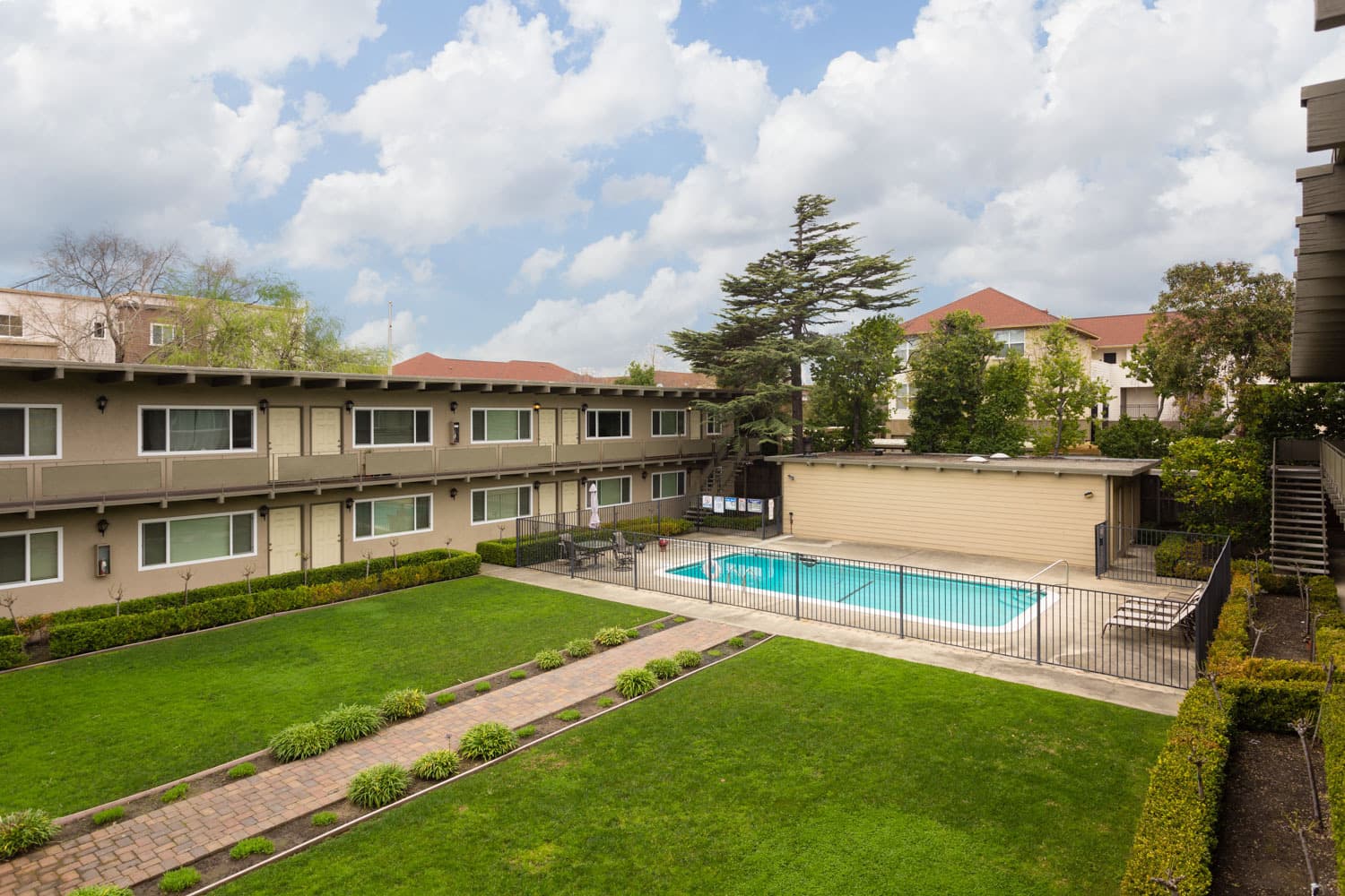 El Cerrito Apartment: 6511 & 6543 Portola Drive