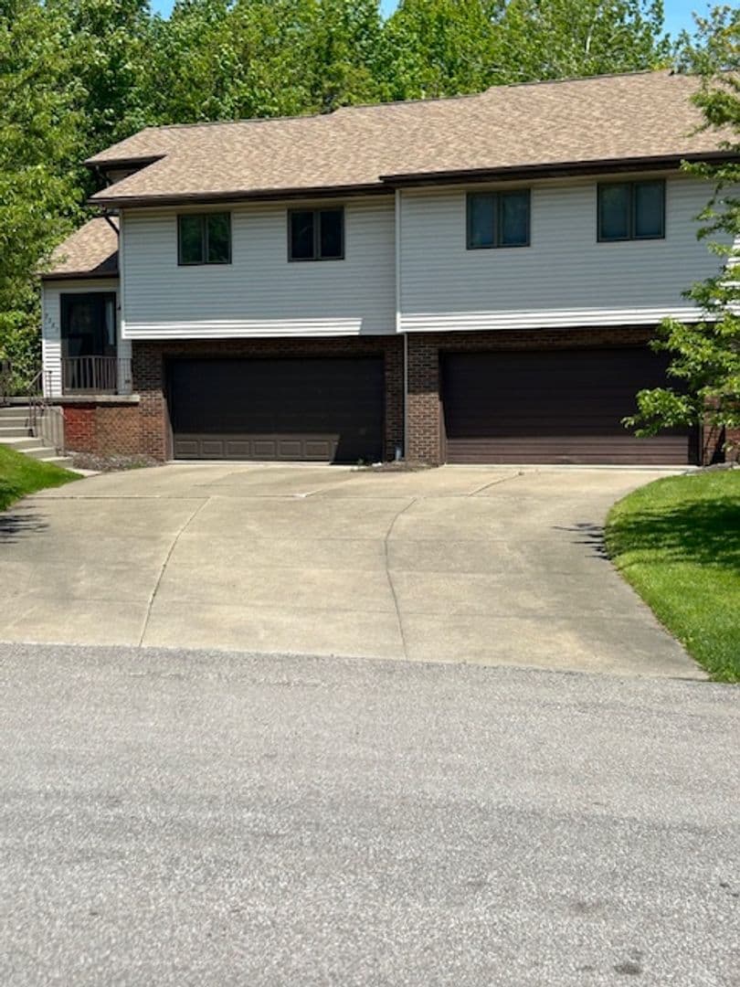 Erie Townhome: 5270-5284 Rome Court