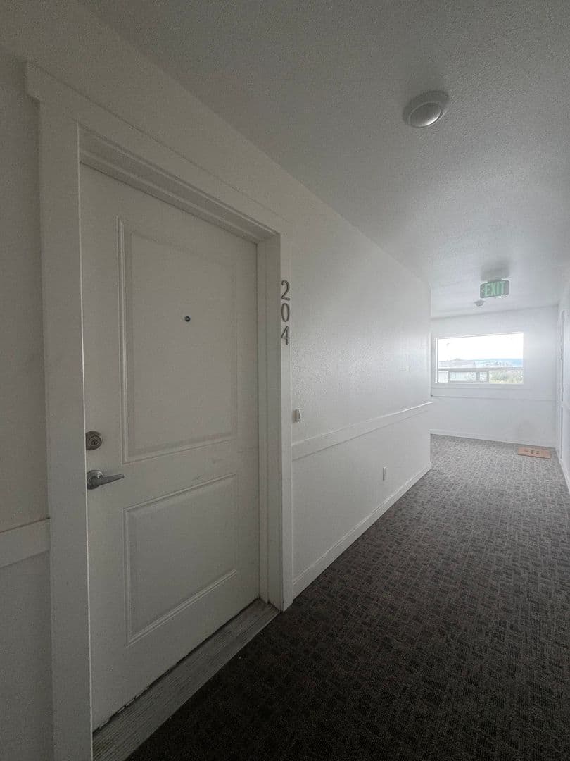 Ellensburg Apartment: 2249 N Airport Rd