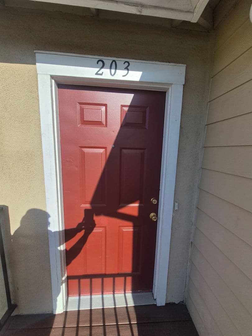 Modesto Apartment: Monterey Village Apartments