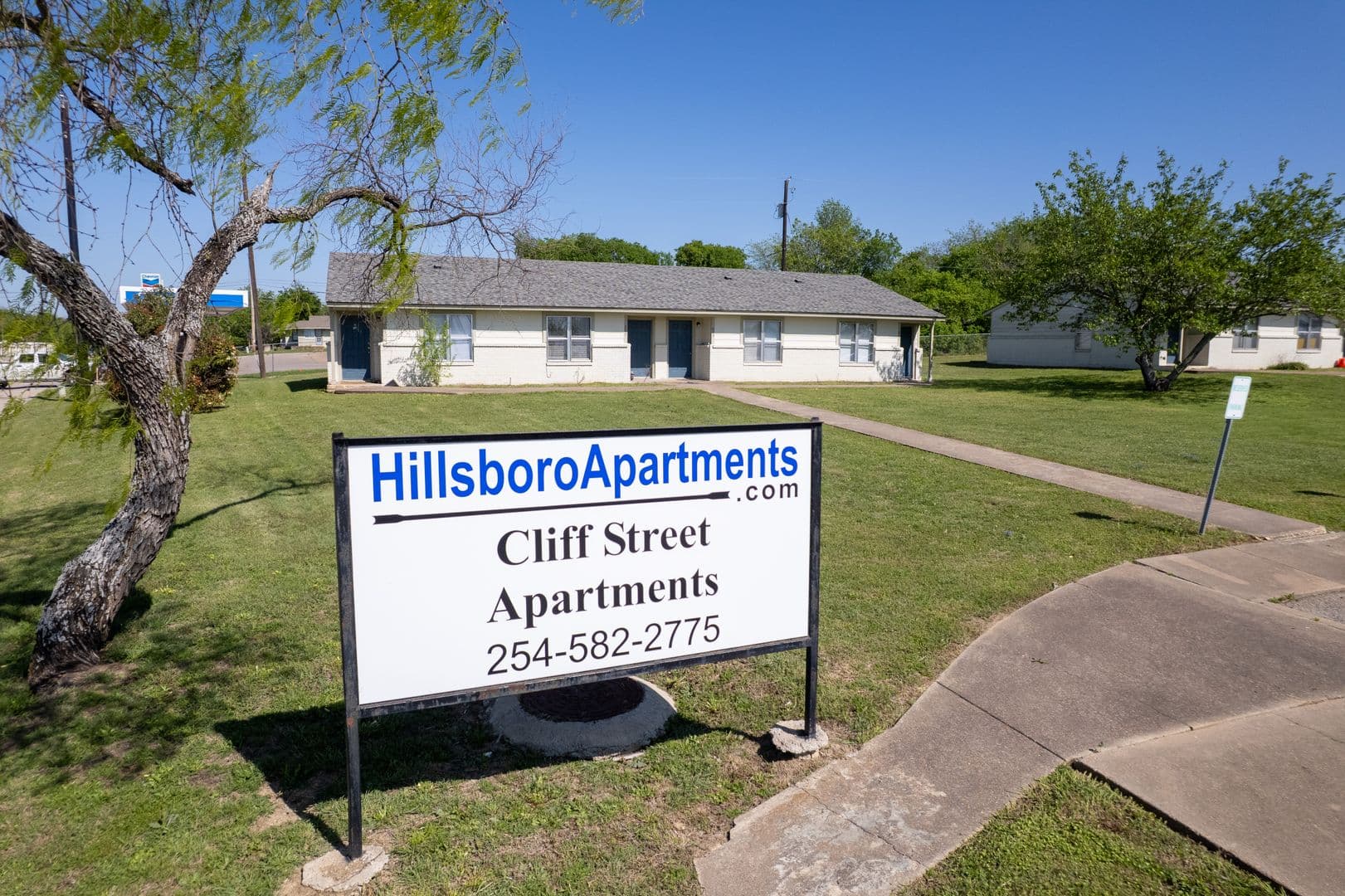 Hillsboro Apartment: 627 Cliff Street