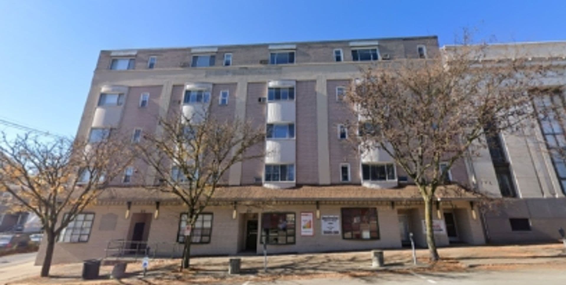 Indiana Apartment: 20 South 6th Street