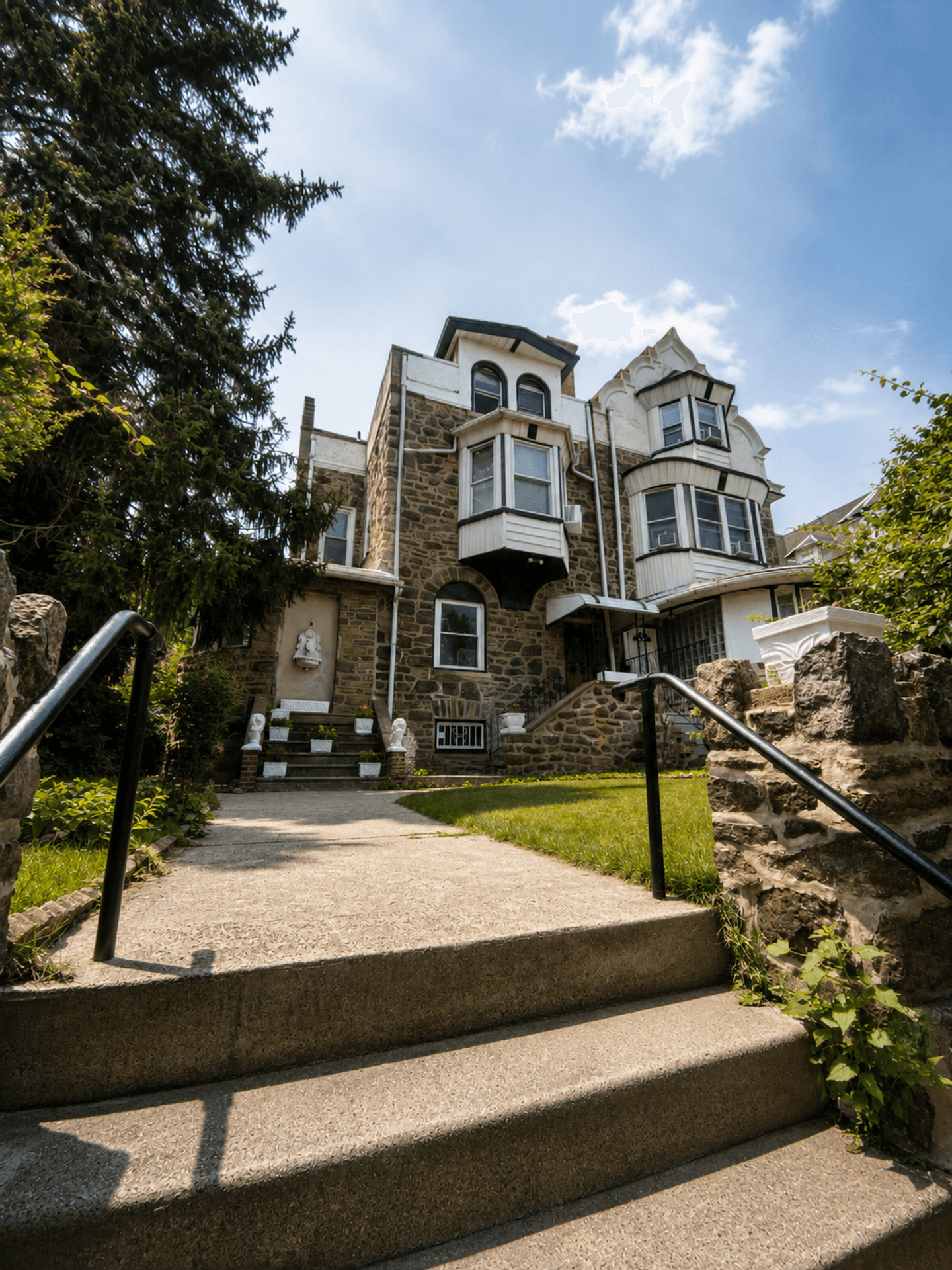 Philadelphia Apartment: 808-930 North 63rd Street