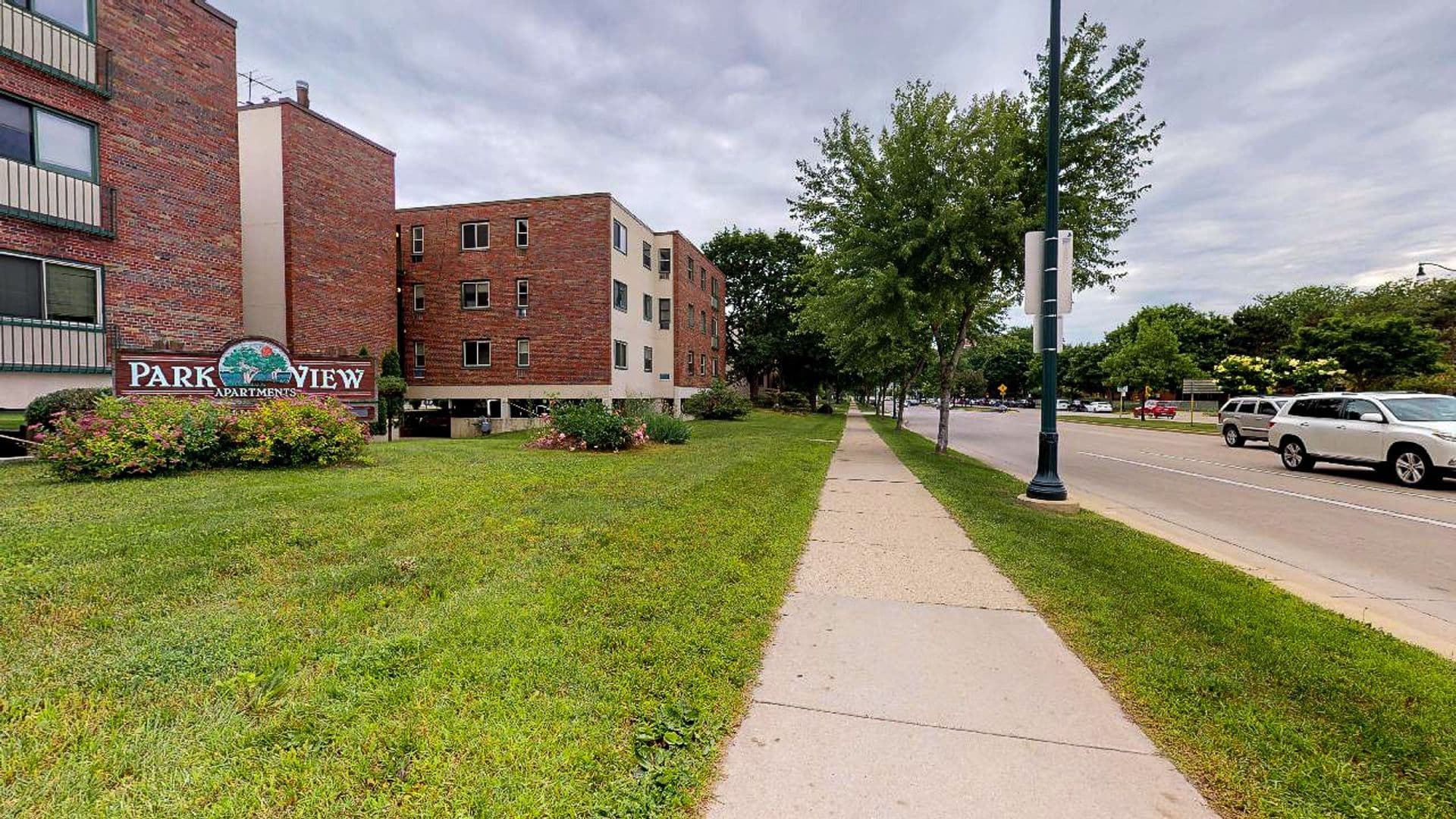 Madison Apartment: Parkview Apartments