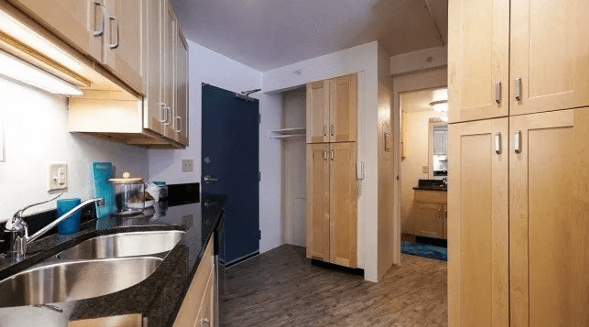 Madison Apartment: The Roundhouse