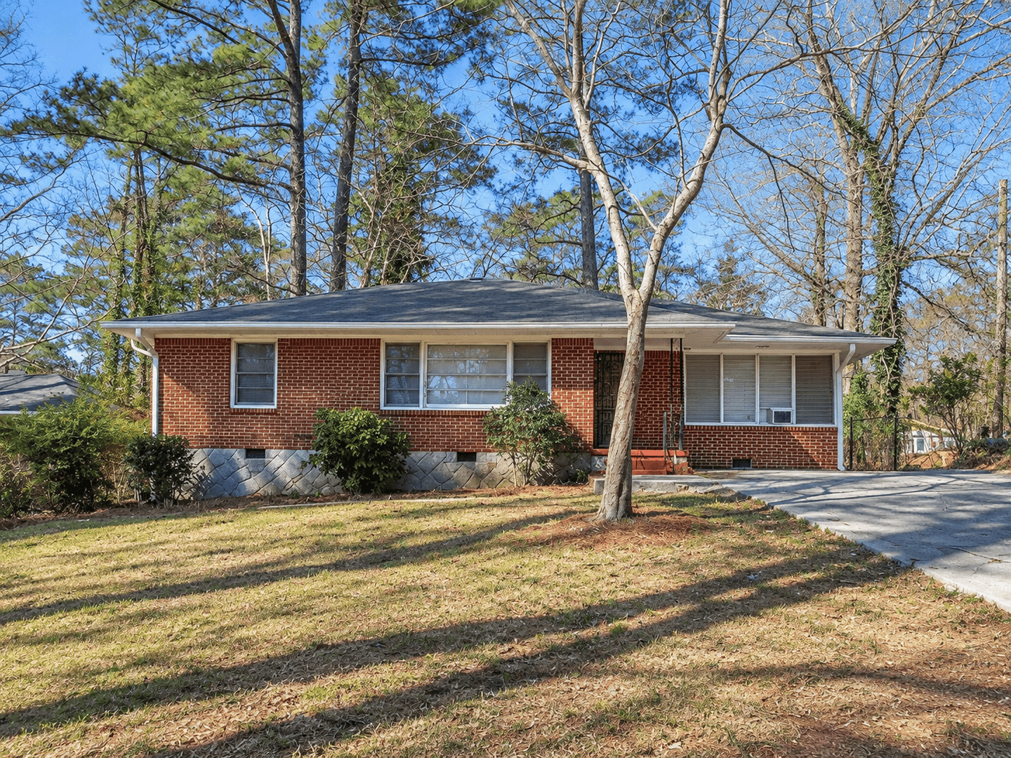 Atlanta House: 187 Fairburn Rd SW
