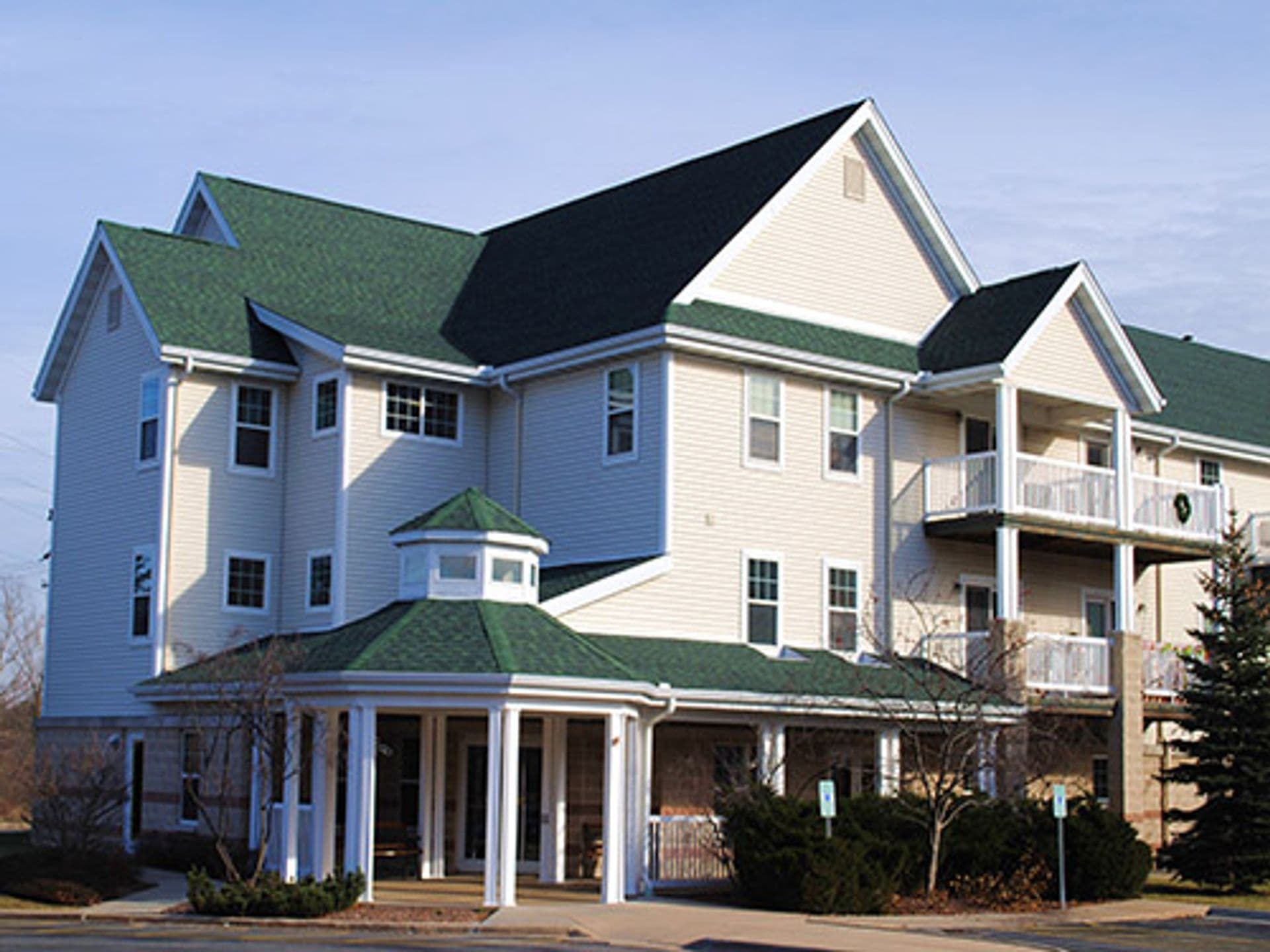 Greenfield Apartment: 4200 S. 35th St.