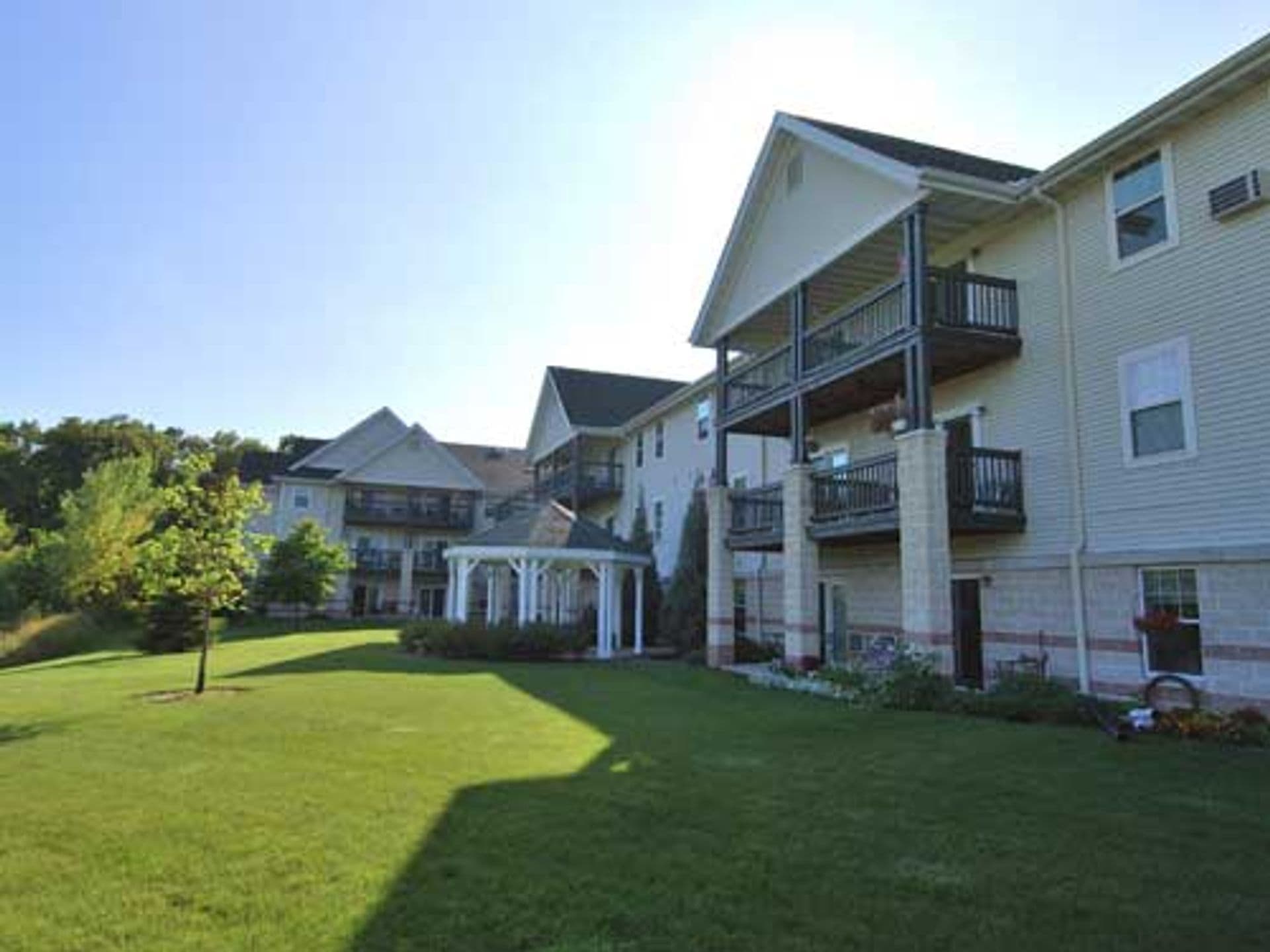 Greenfield Apartment: 4200 S. 35th St.