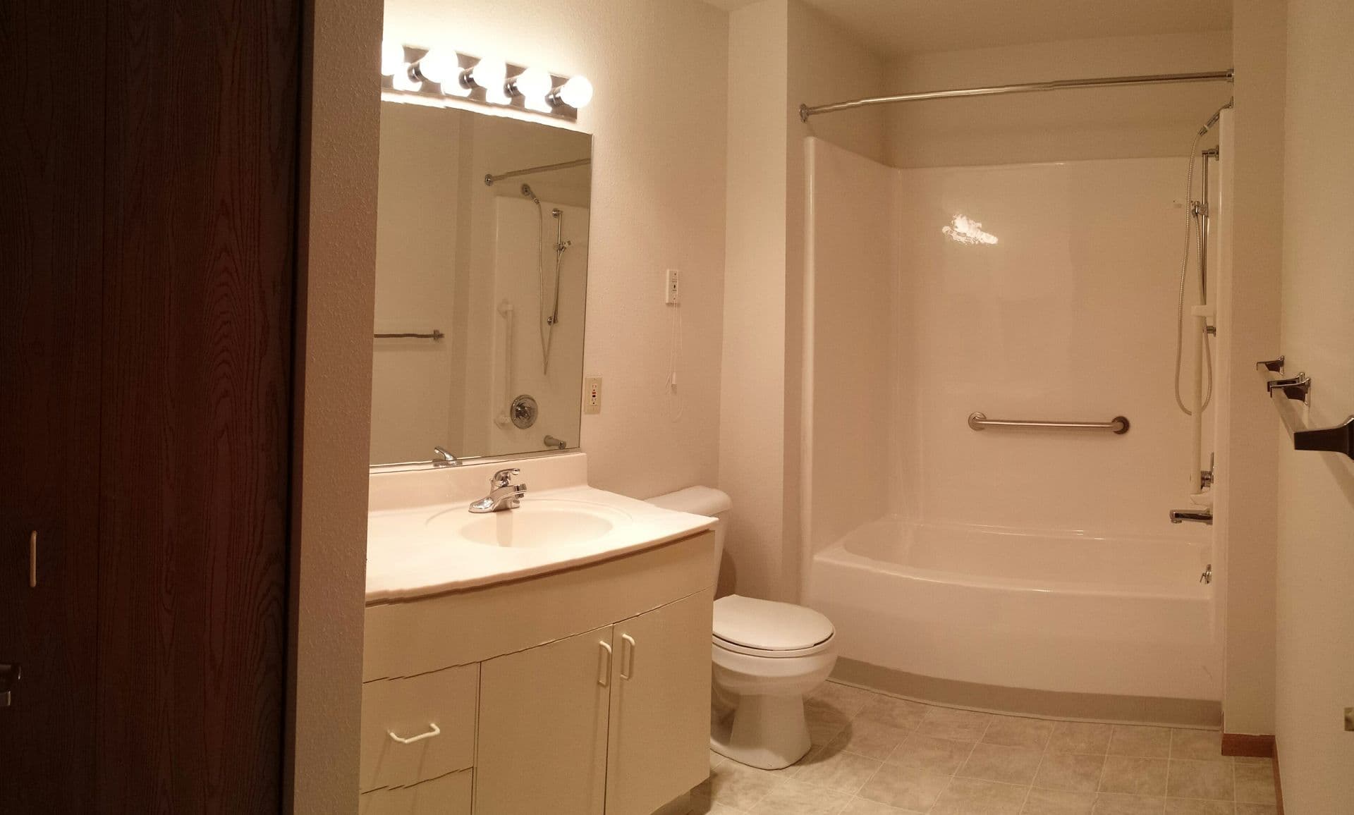 Greenfield Apartment: 4200 S. 35th St.