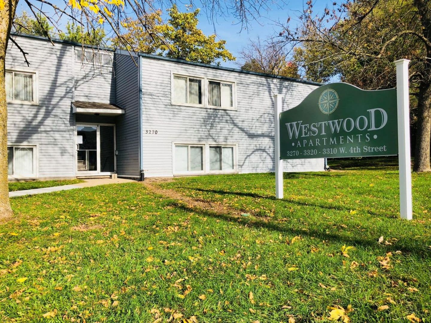 Waterloo Apartment: 3270 W 4th Street