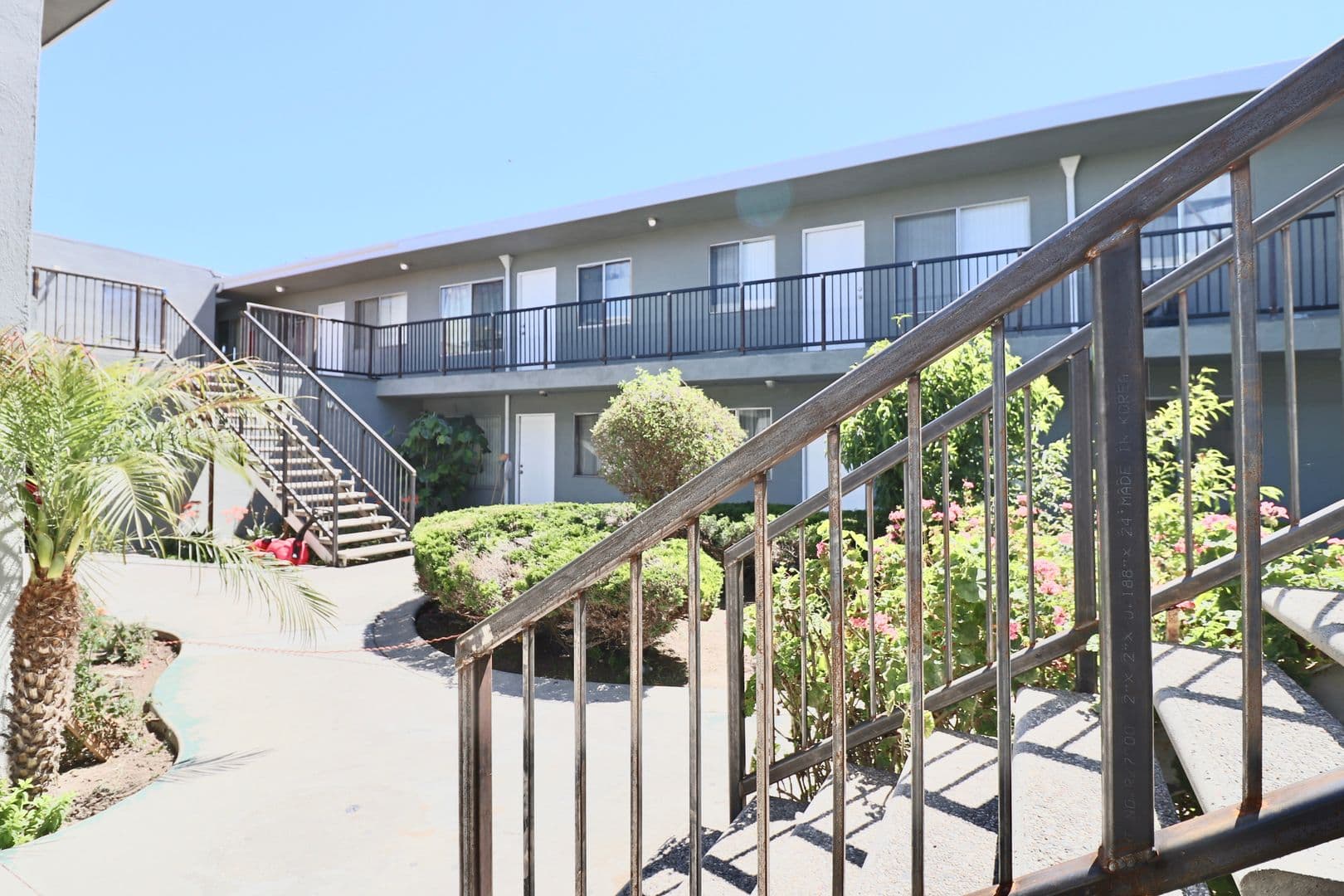 Oxnard Apartment: 441/451 Cuesta Del Mar Drive