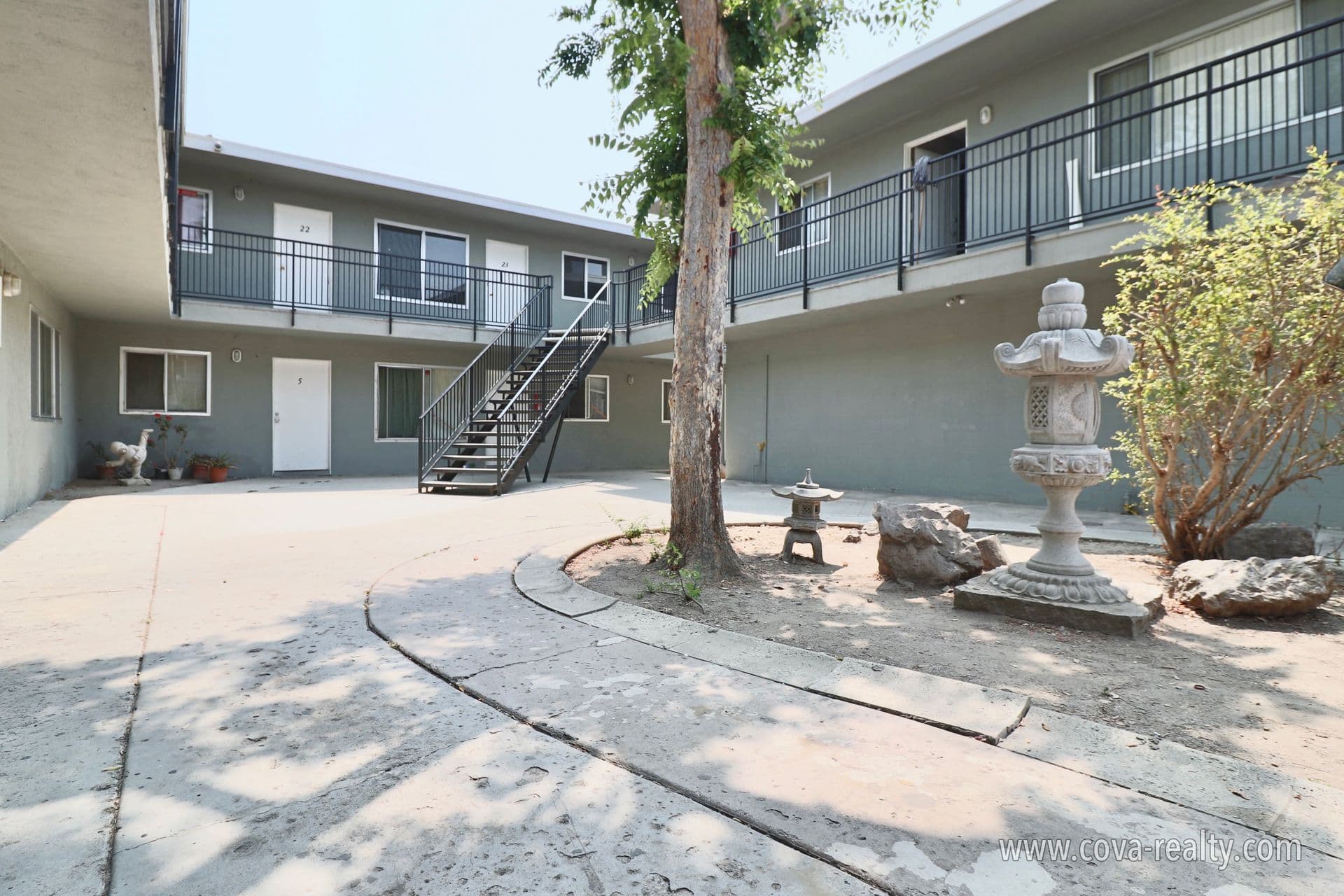 Oxnard Apartment: 500 Cuesta Del Mar Drive