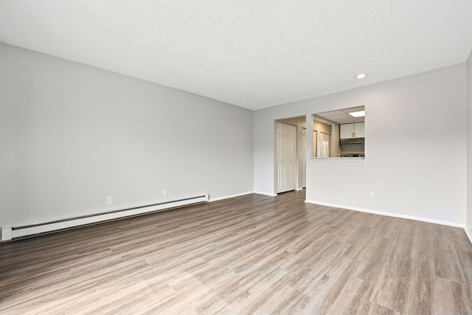 Montgomery Apartment: 800-834 Victoria Dr