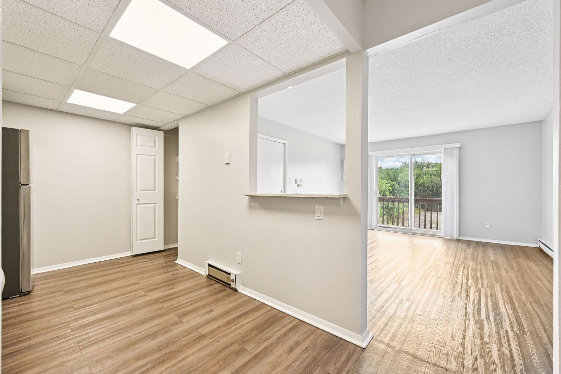 Montgomery Apartment: 800-834 Victoria Dr