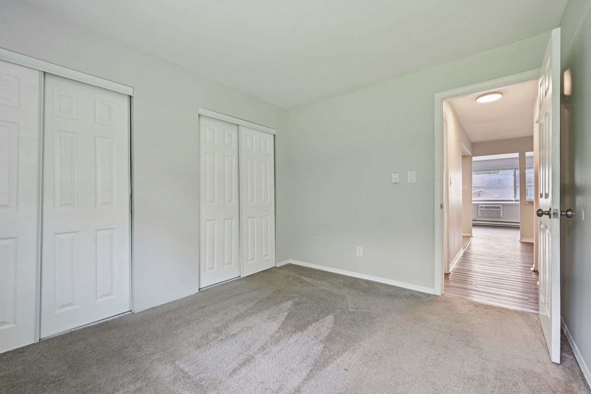 Montgomery Apartment: 800-834 Victoria Dr