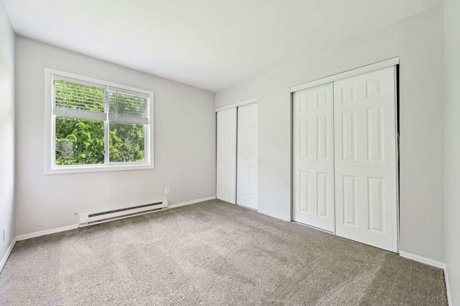 Montgomery Apartment: 800-834 Victoria Dr