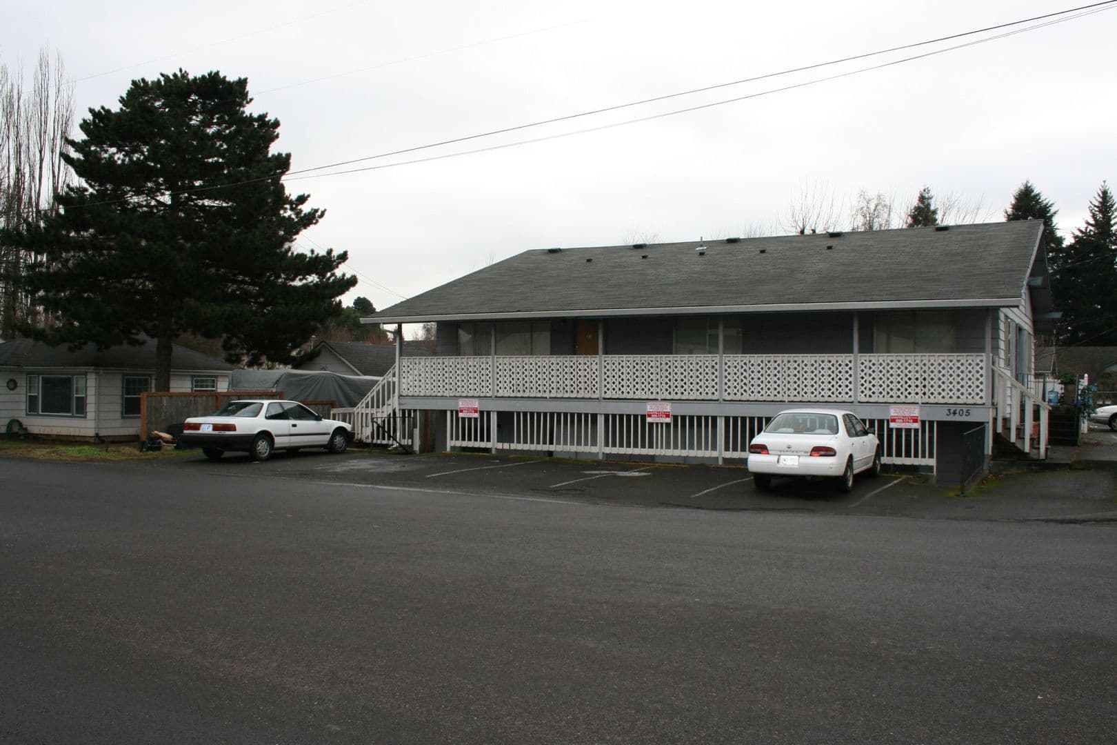 Vancouver Apartment: 5117 NE St Johns Road