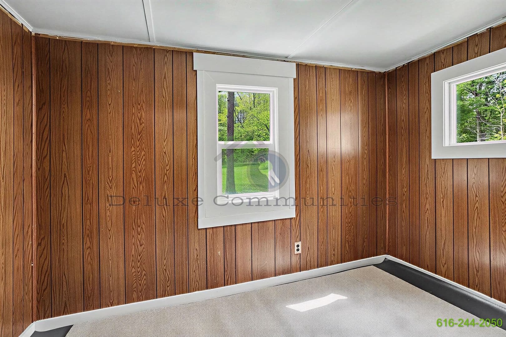 Allegan House: 4206 S Shore Dr