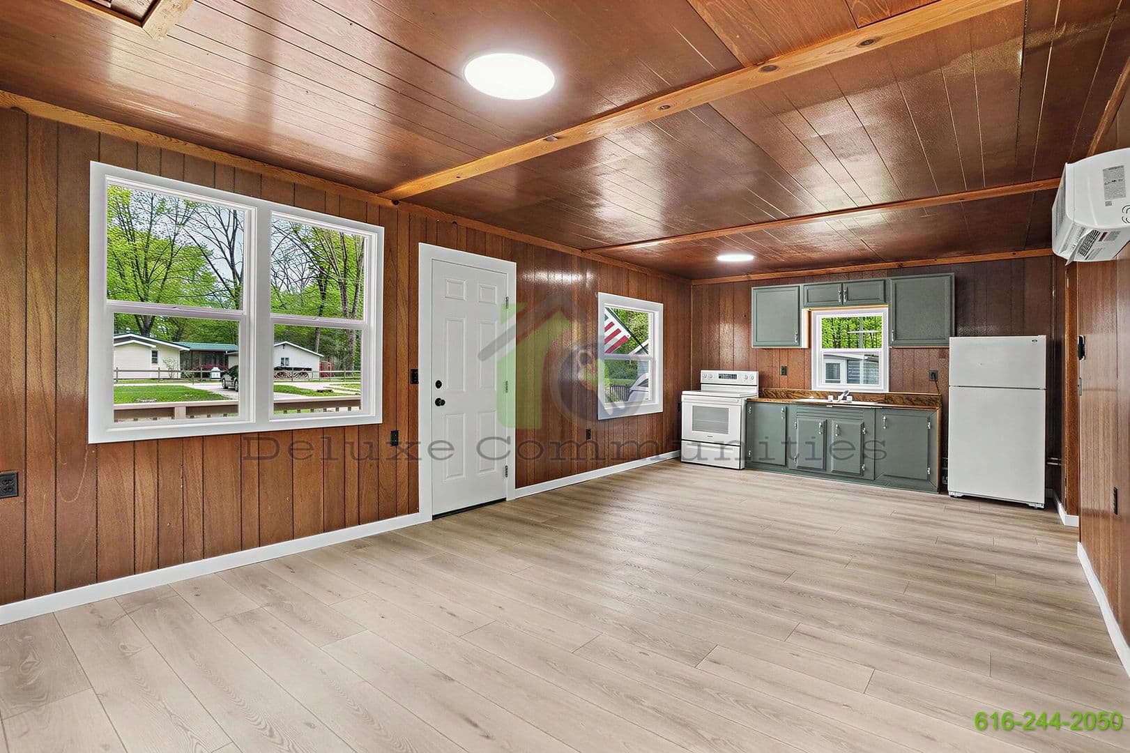 Allegan House: 4206 S Shore Dr