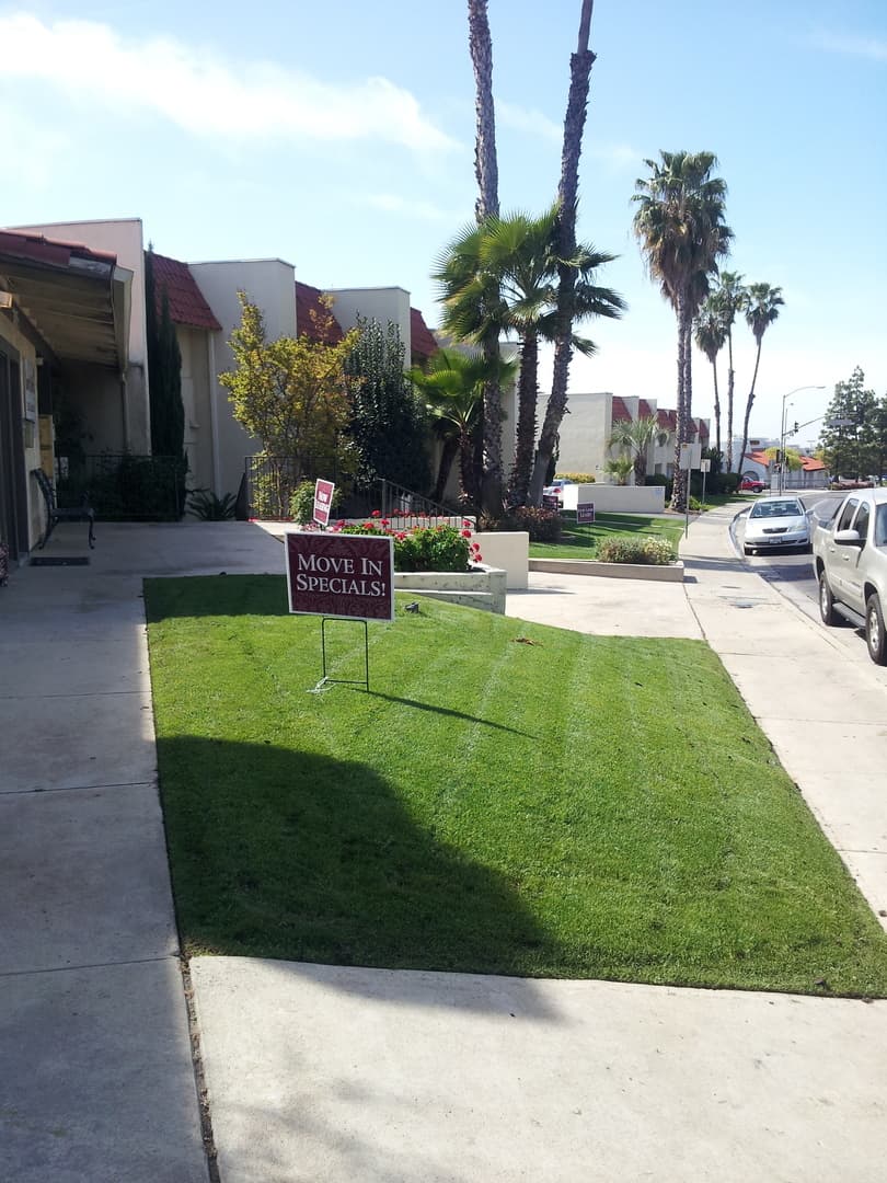 Bakersfield Apartment: 3815 Columbus Street