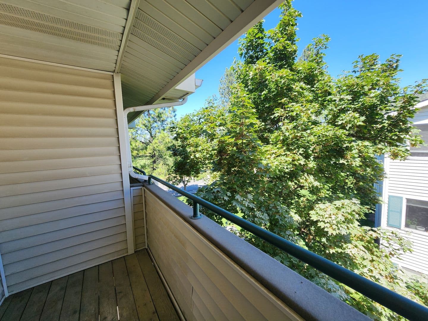 Spokane Apartment: 1001 South Westcliff Place