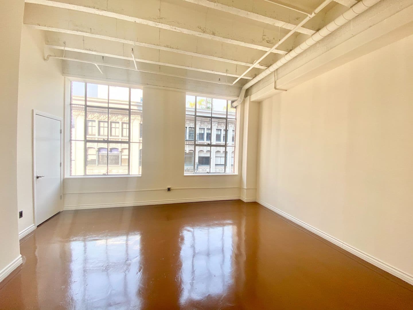 Los Angeles Apartment: 312 W. 5th St.