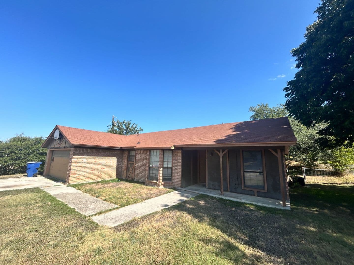 Copperas Cove House: 2303 Whitney Dr