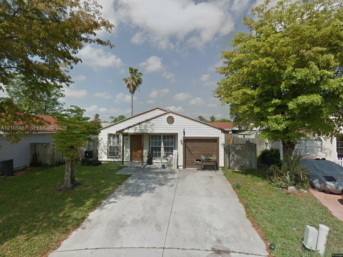 Miramar House: 1720 SW 84th Avenue