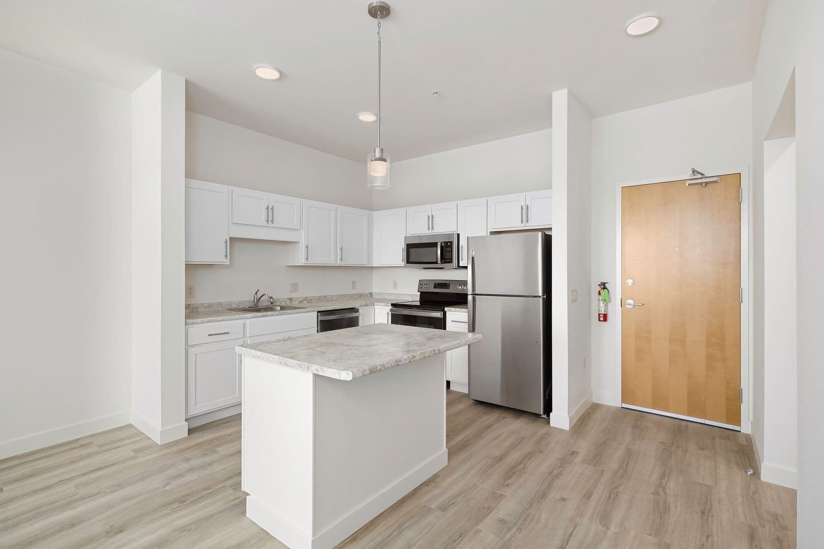 Burlington Apartment: 70 Cambrian Way