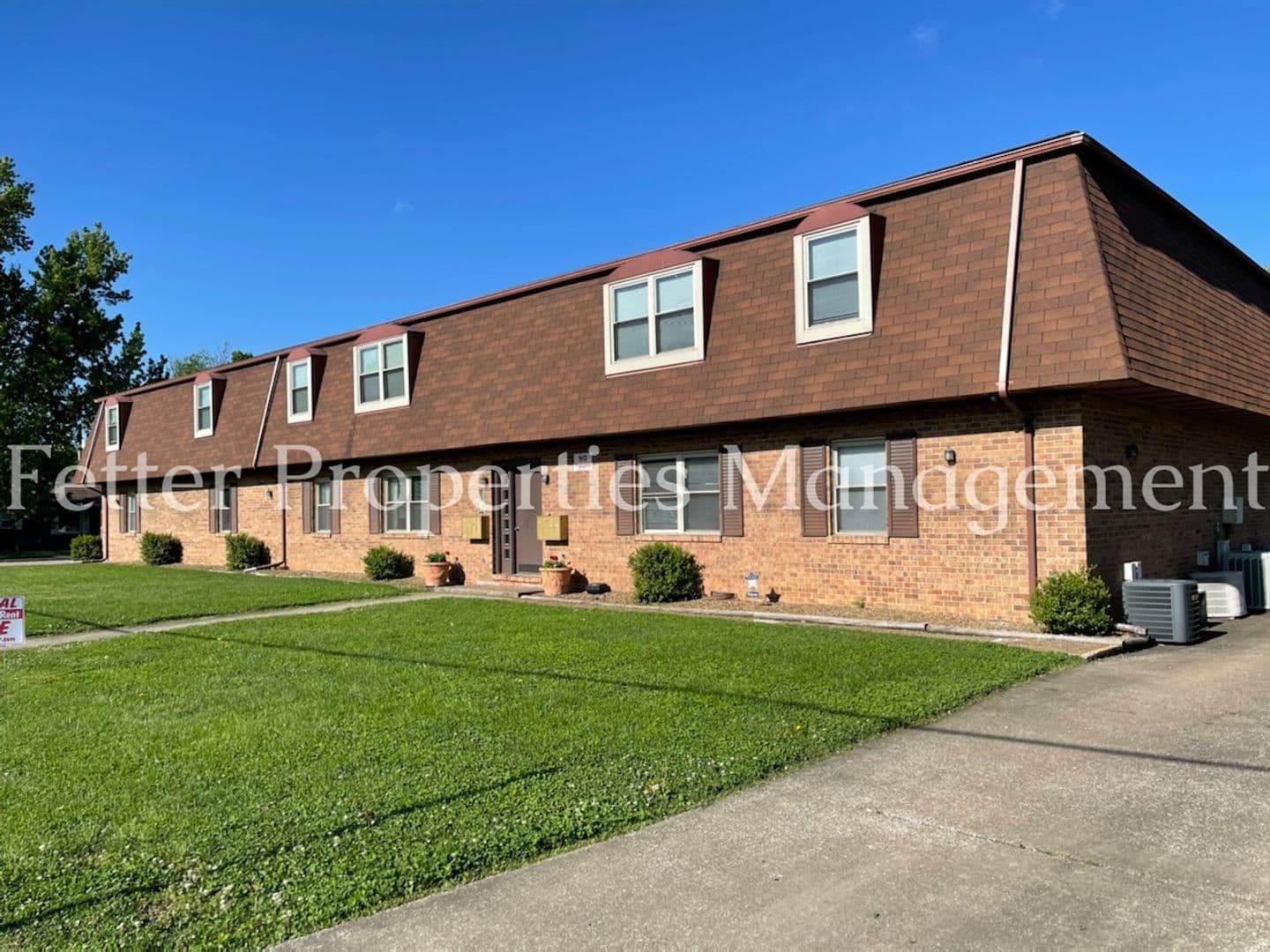 Evansville Apartment: 2716 N. Kentucky Ave