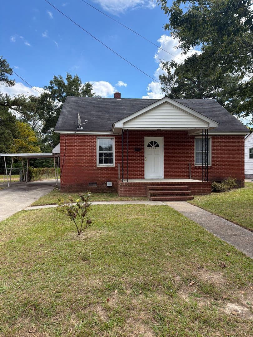 Rocky Mount House: 1013 Russell Street