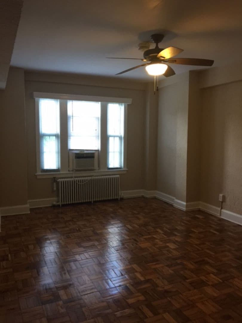 Washington Apartment: 1916 R Street