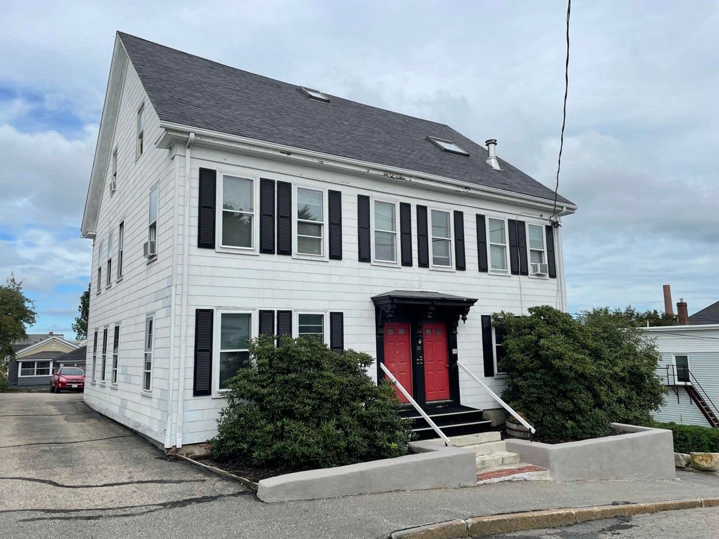 Biddeford Apartment: 76 High Street