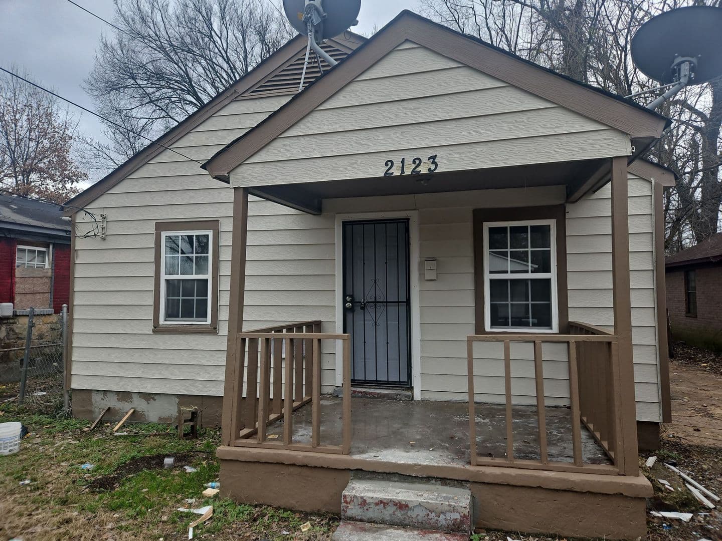 Memphis House: 2123 Lyon Avenue