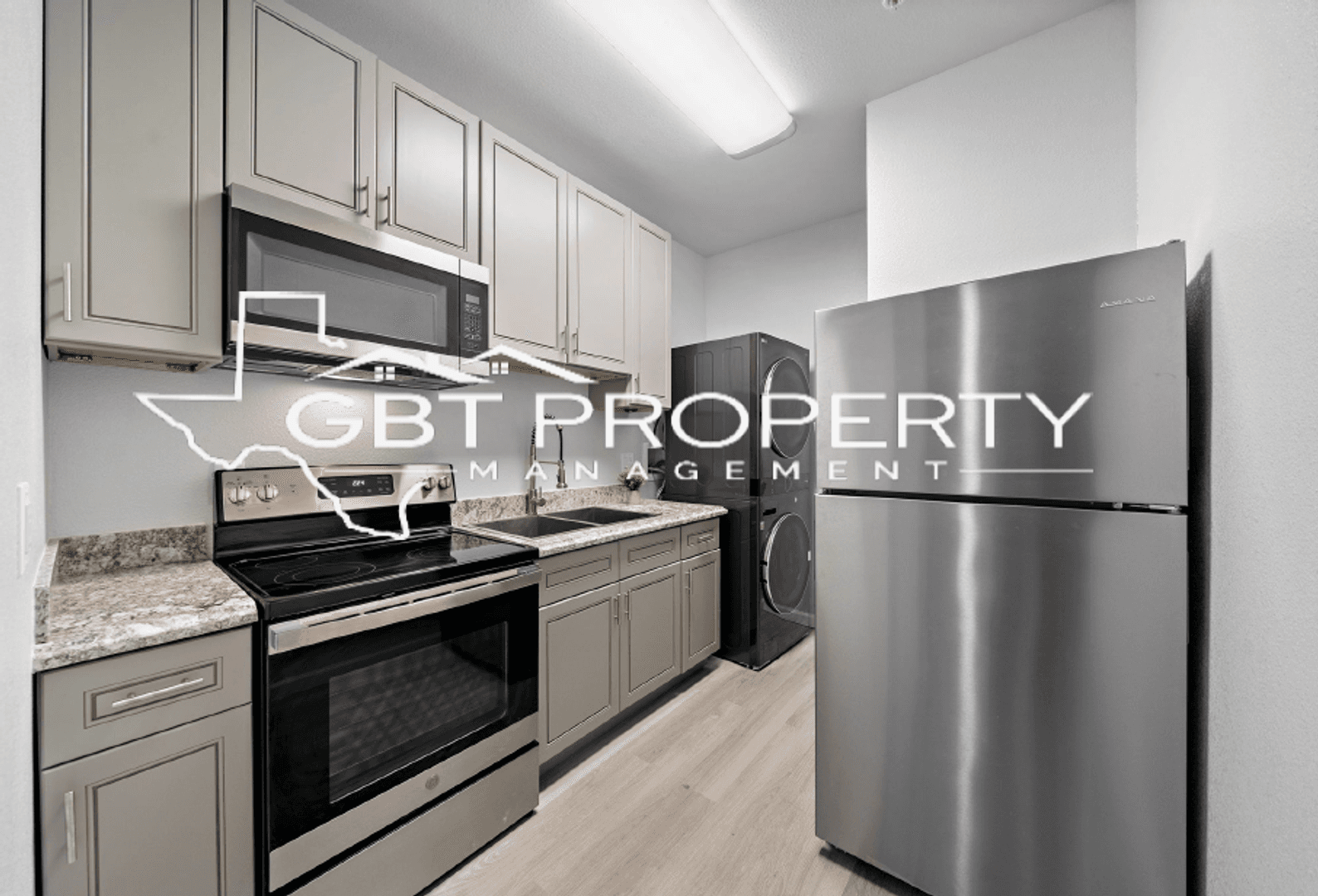 Galveston Apartment: 808 Sealy Ave