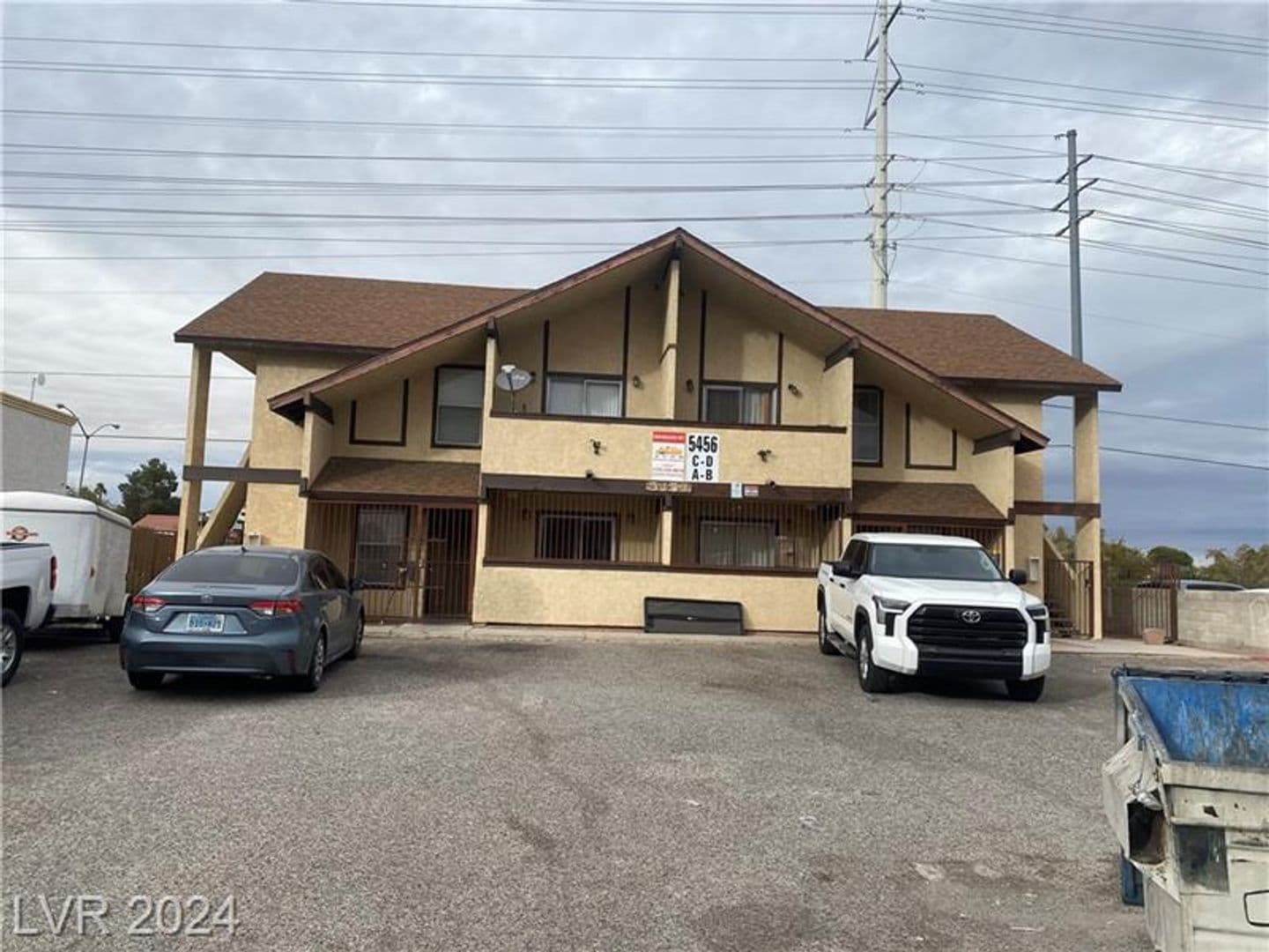 Las Vegas Apartment: 5456 Cabeza Dr.