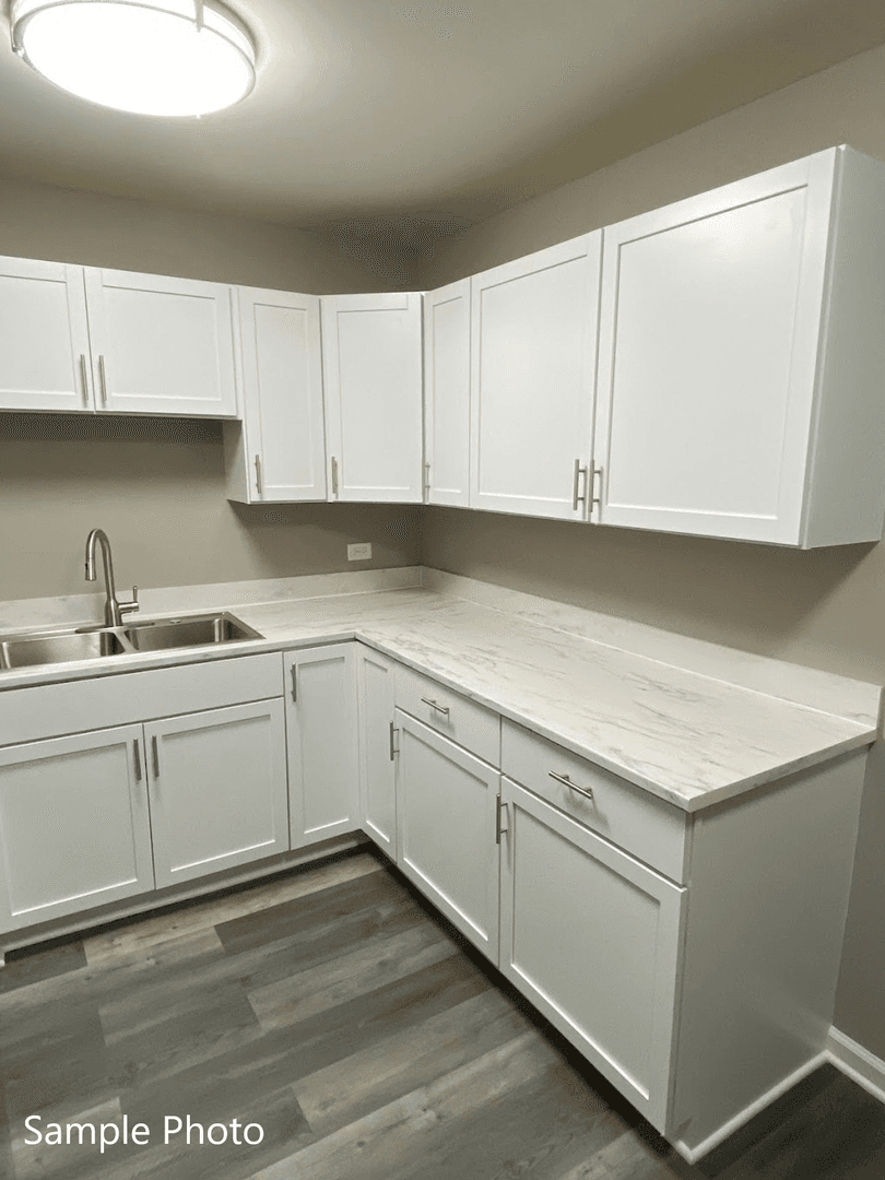 Gurnee Apartment: 4344 McClure Ave
