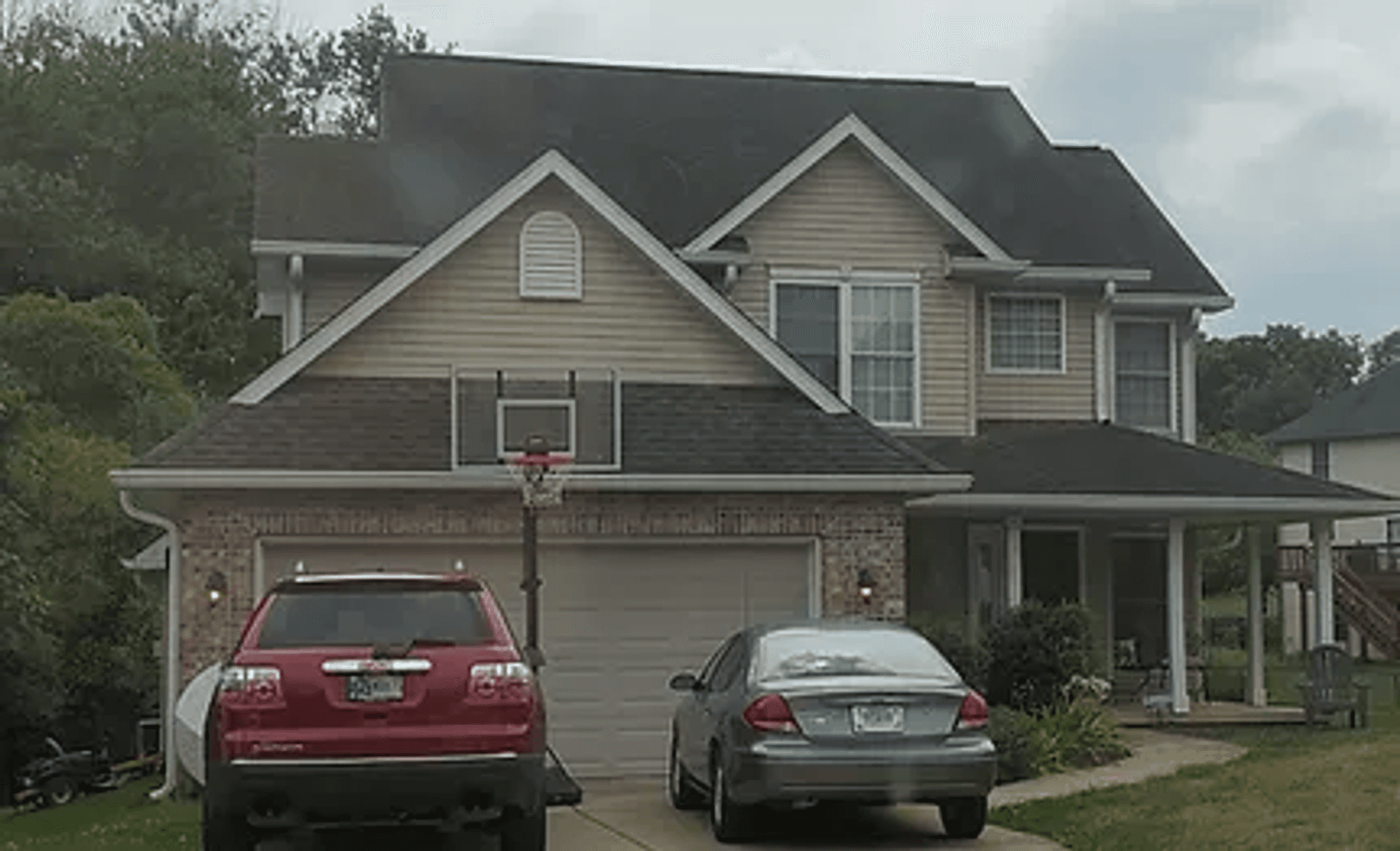 Bloomington House: 3435 S Weeping Willow Way