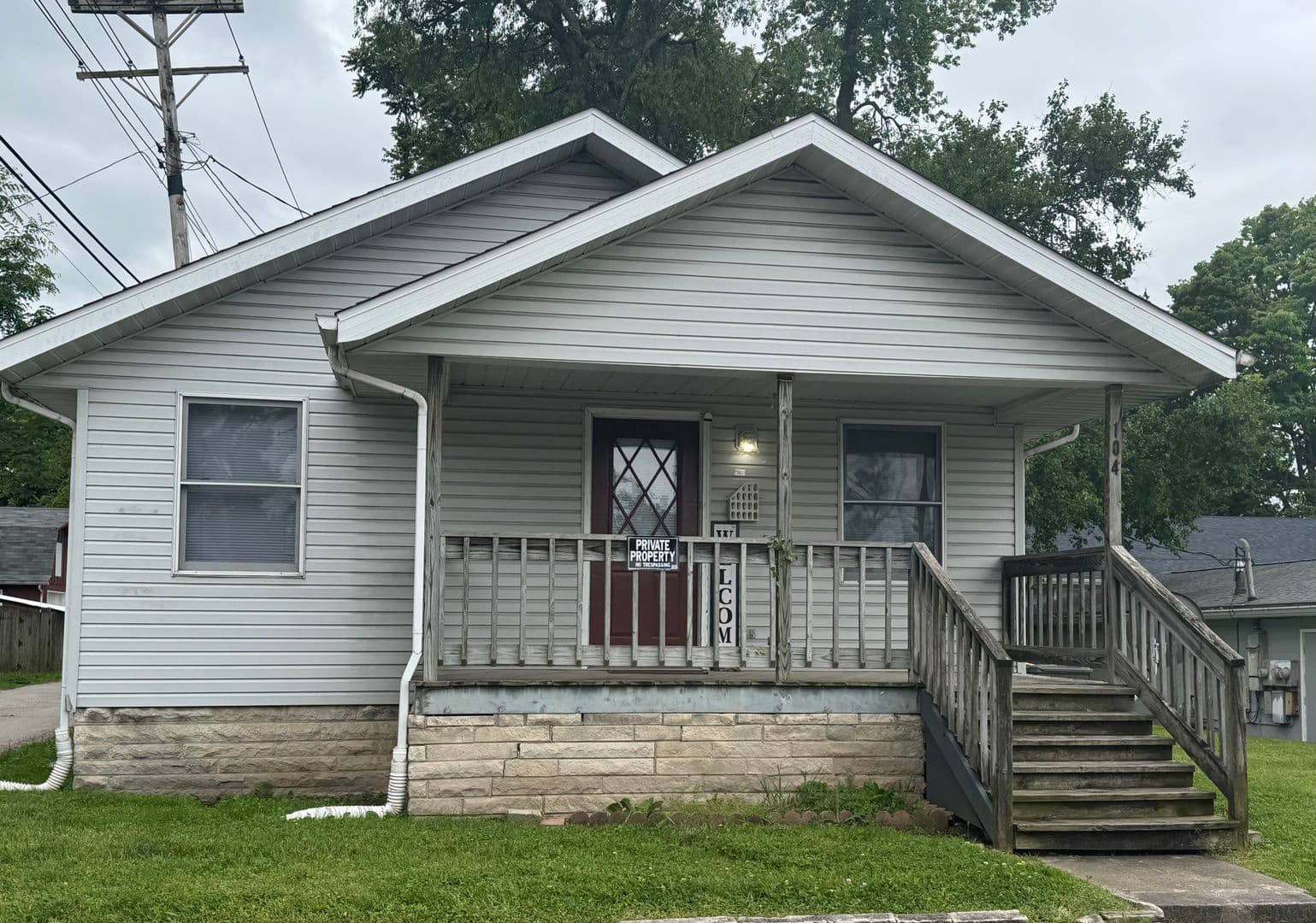 Bloomington House: 104 E Grimes Lane