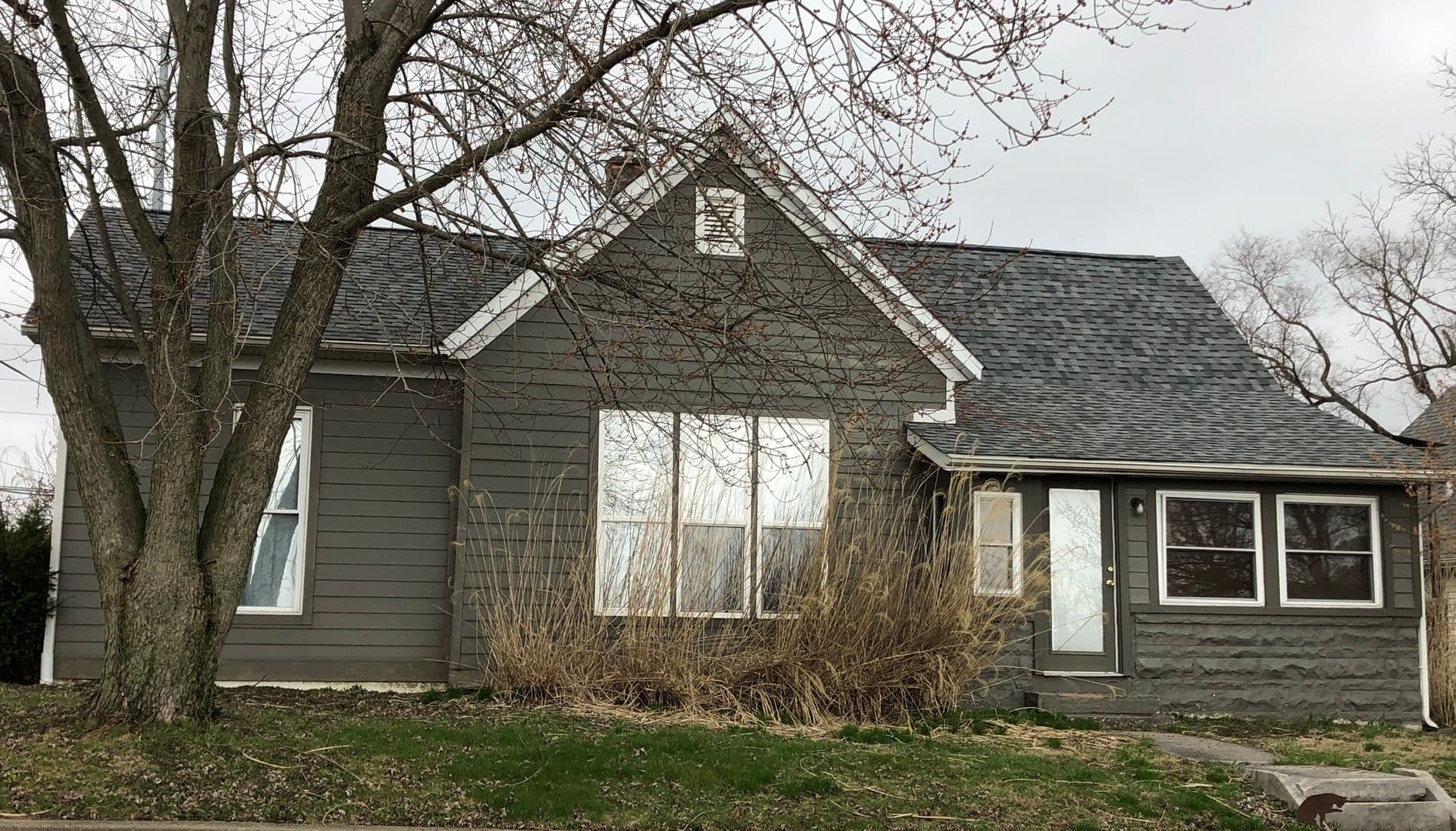 Bloomington Apartment: 420 W 13th Street