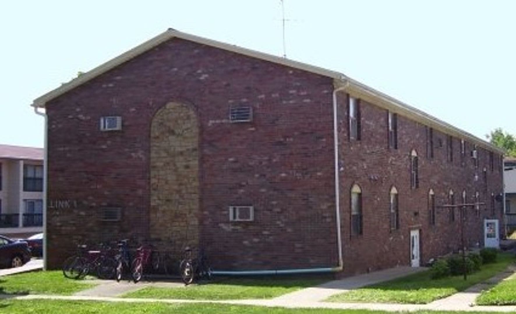 Bloomington Apartment: 406 E 11th Street