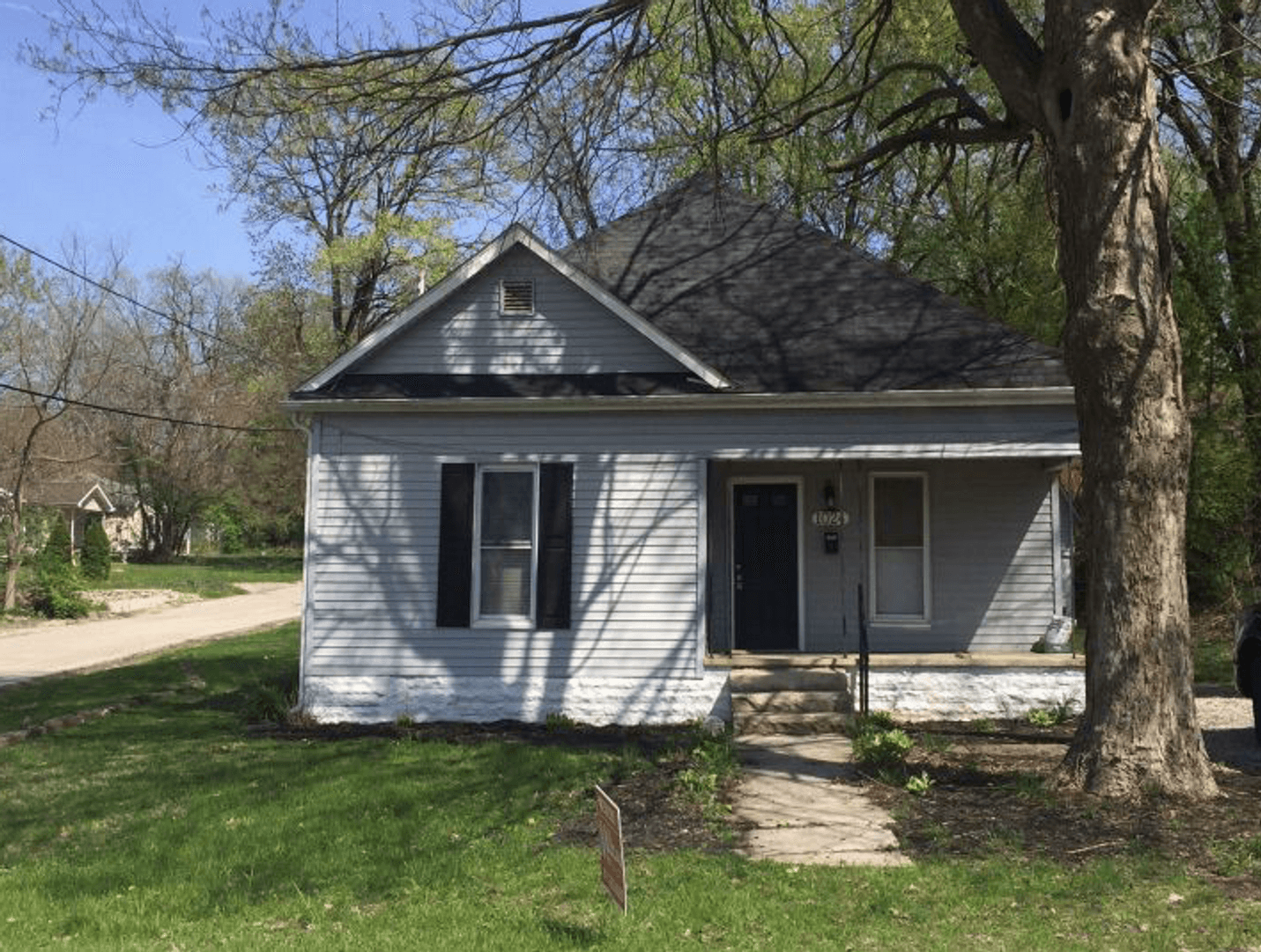 Bloomington Apartment: 1024 N. Jackson