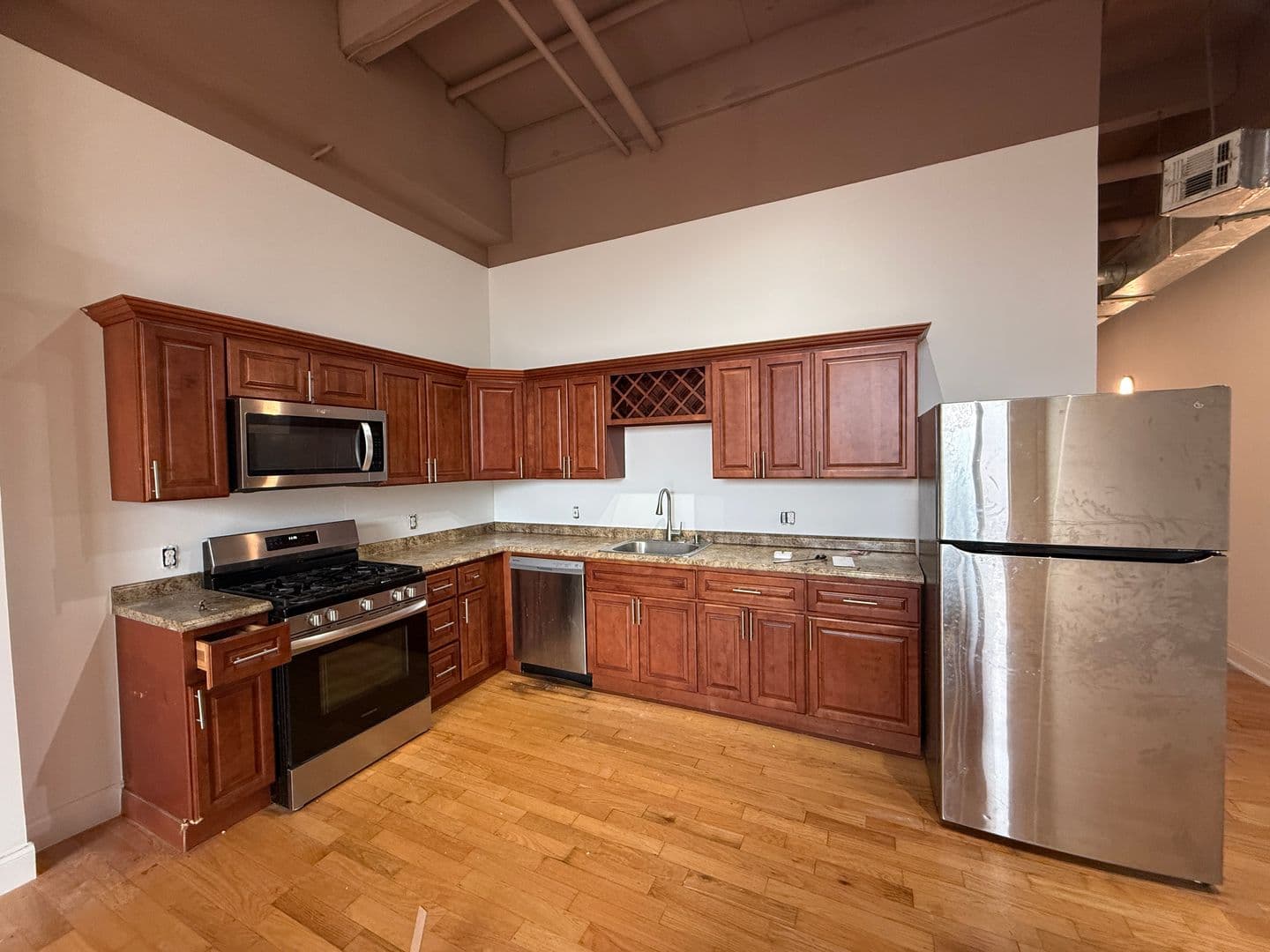 Philadelphia Apartment: 3560-62 Sepviva St