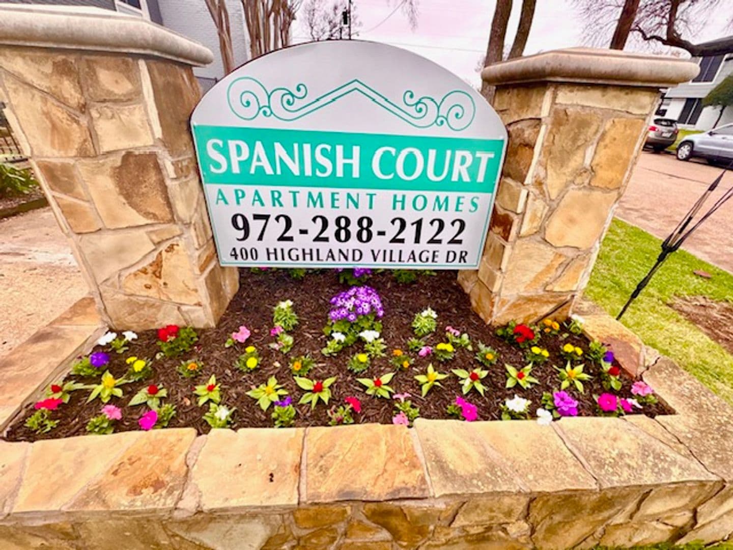 Mesquite Apartment: 400 Highland Village Dr