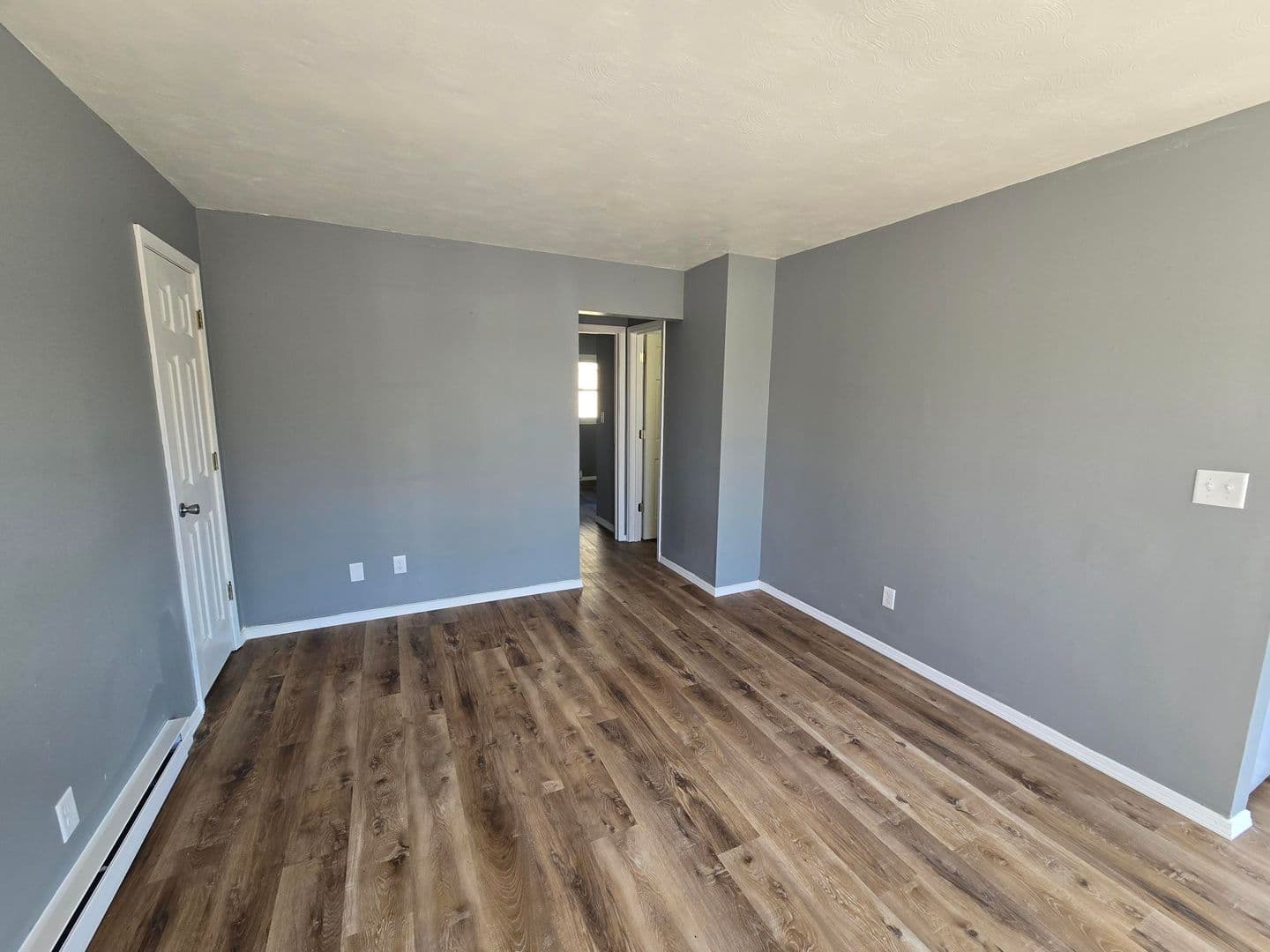 Marion Apartment: 1203 E Boyton St