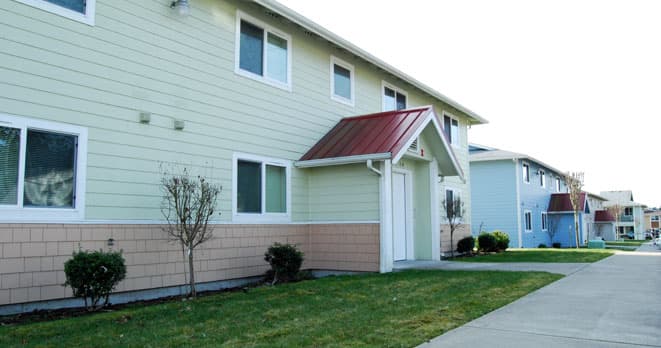 Tacoma Apartment: 9615 18th Avenue South #A1