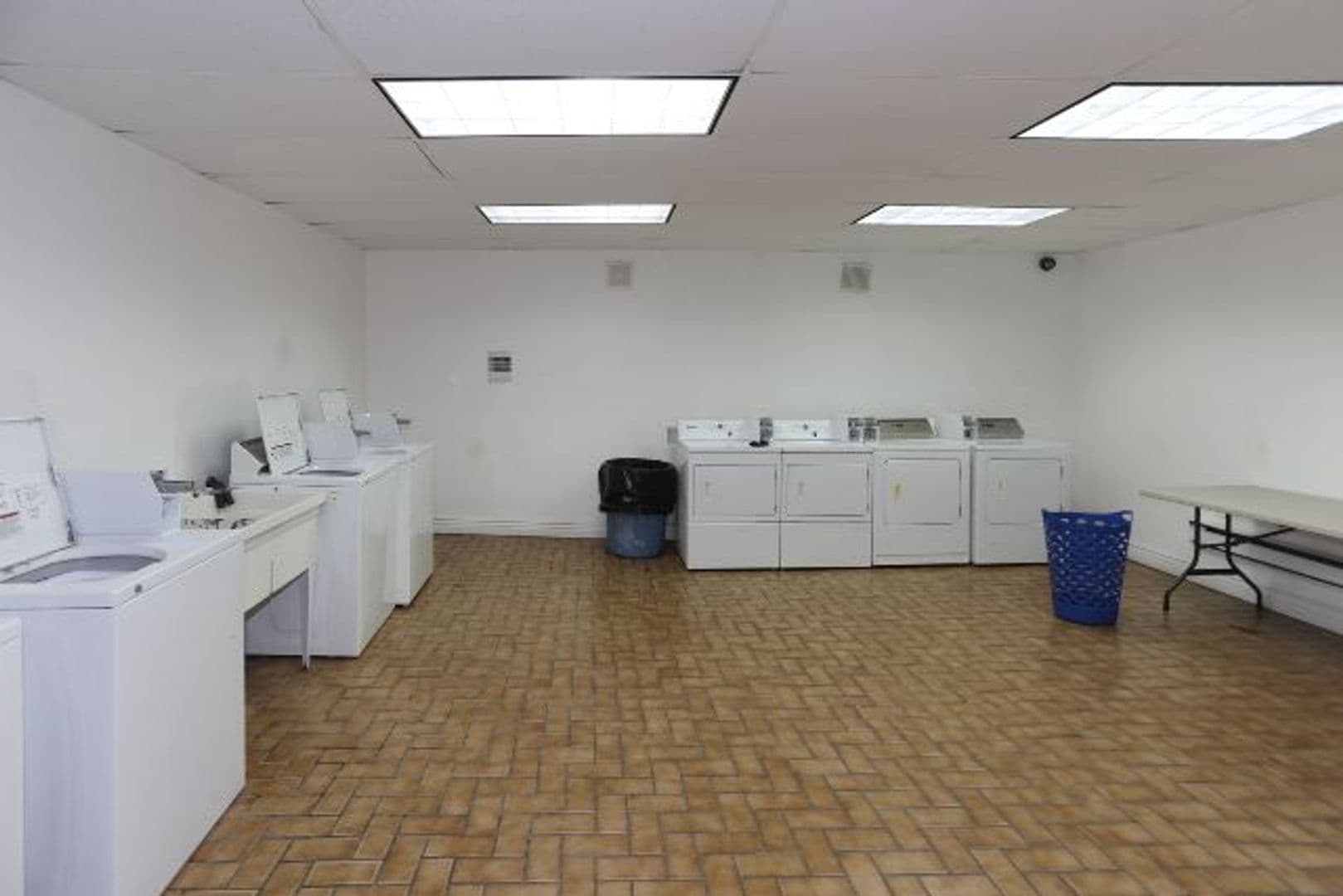 Chicago Apartment: 4501 - 4515 N. Malden