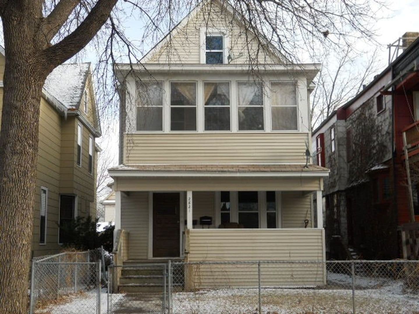 Minneapolis Apartment: 2821 1st Ave South