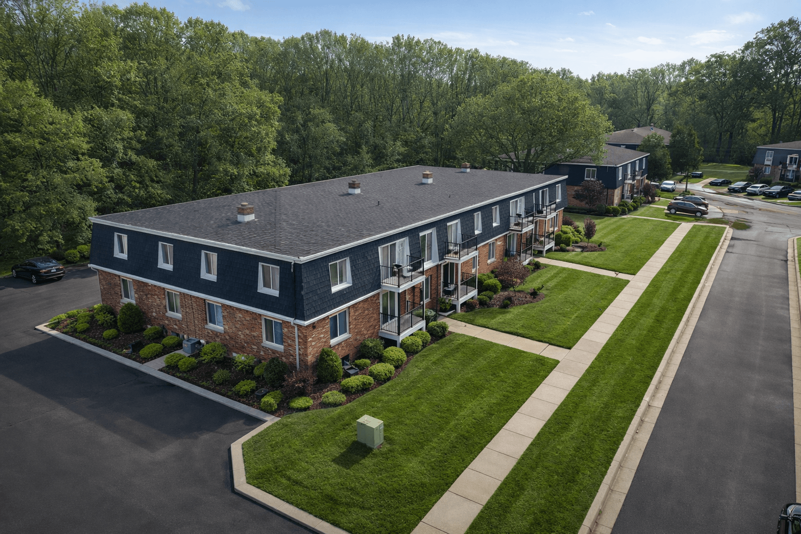 Plymouth Apartment: 40325 Plymouth Road