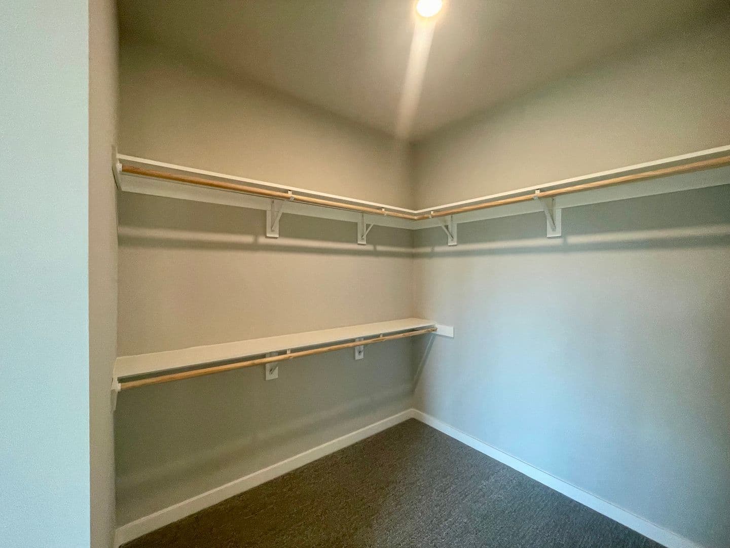 Greenfield Apartment: 4050 Layton Avenue